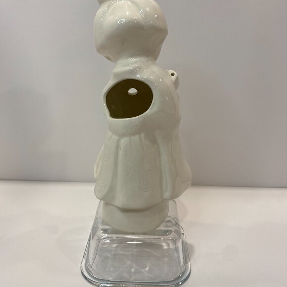 Vintage White Ceramic Geisha Girl (9" X 4" X 4") - Picture 3 of 6